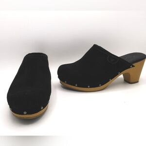SIZE 7 AMERICAN EAGLE, Suede Clogs VGUC B60